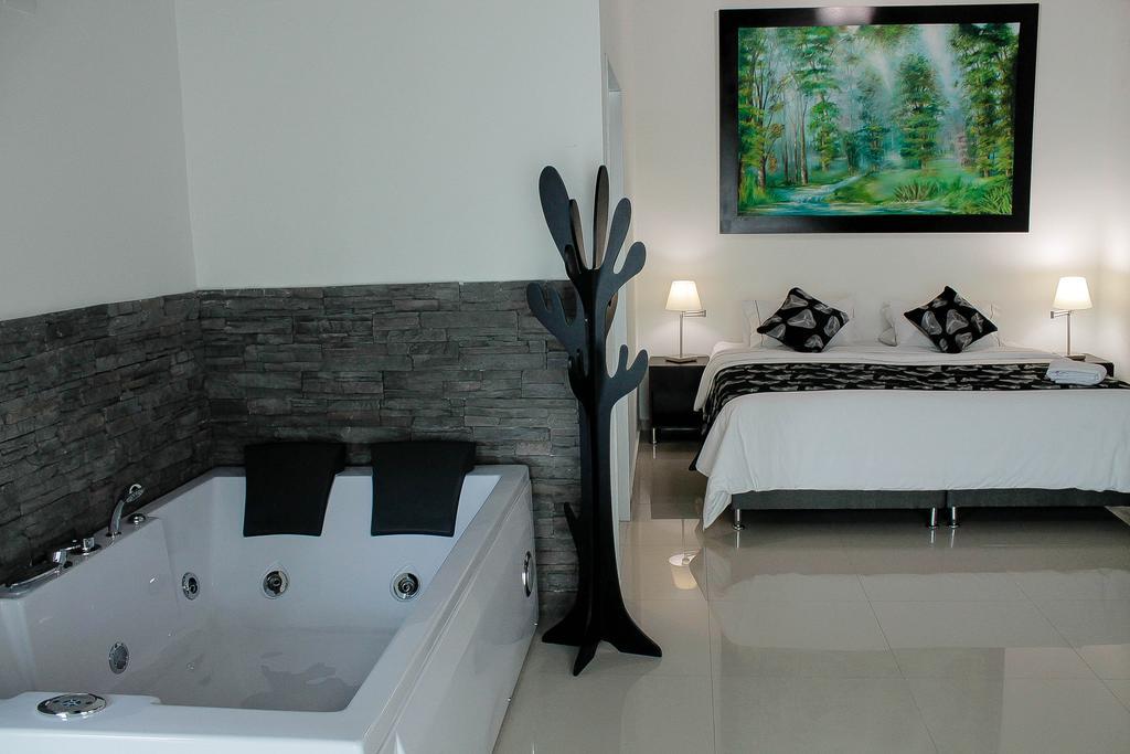 La Cabrera Hotel Boutique Neiva  Zimmer foto